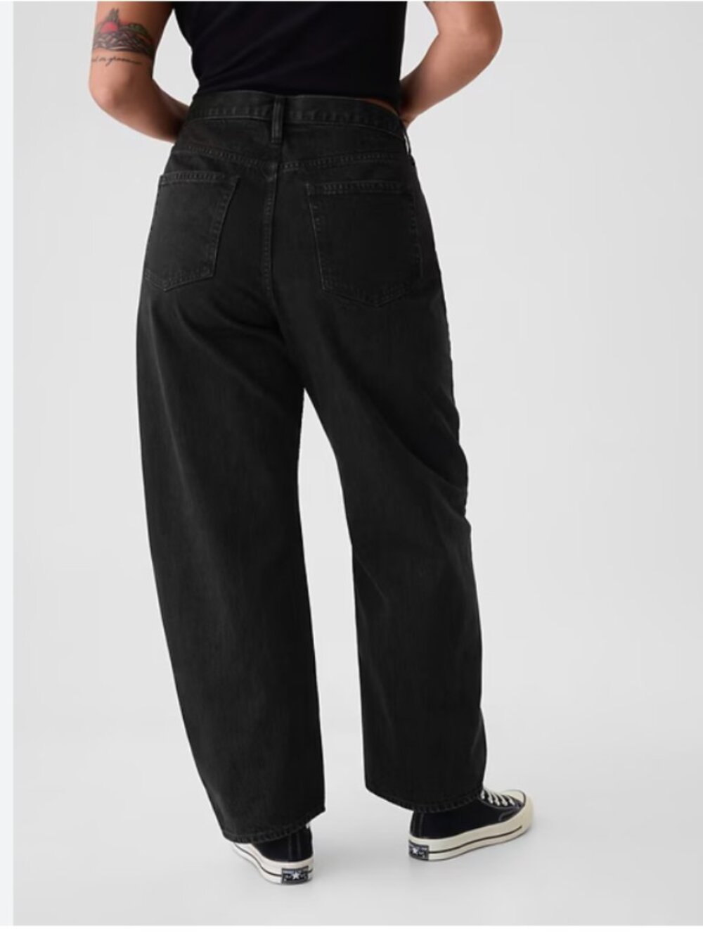 Gap black high rise barrel jeans sz34
